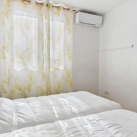 Διαμέρισμα Duplex Climatise Avec Terrasse, 1 Chambre, Parking Prive, Proche - Fr-1-326-559 *