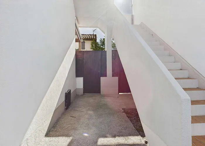 Duplex Climatisé Avec Terrasse, 1 Chambre, Parking Privé, Proche - Fr-1-326-559 Appartement *